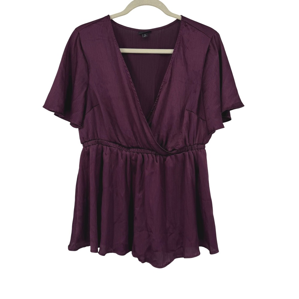 Torrid Peplum Top Size 3X Purple Short Flutter Sleeve V-Neck Surplice